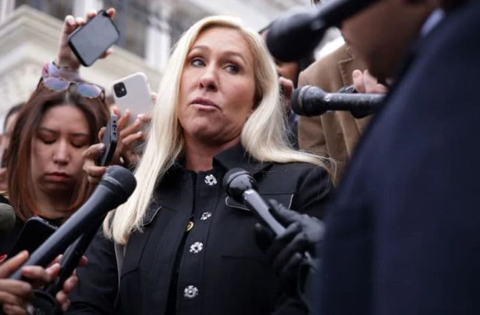marjorie_taylor_greene_mundur_dari_kongres_as_setelah_berselisih_dengan_trump