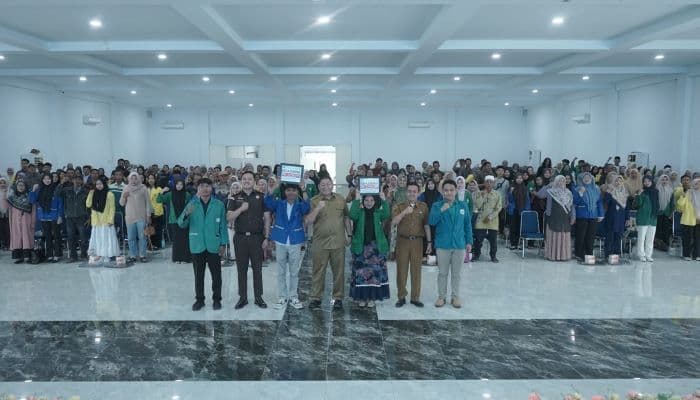 pemkab_asahan_salurkan_rp450_juta_beasiswa_untuk_125_mahasiswa_berprestasi_dan_kurang_mampu_