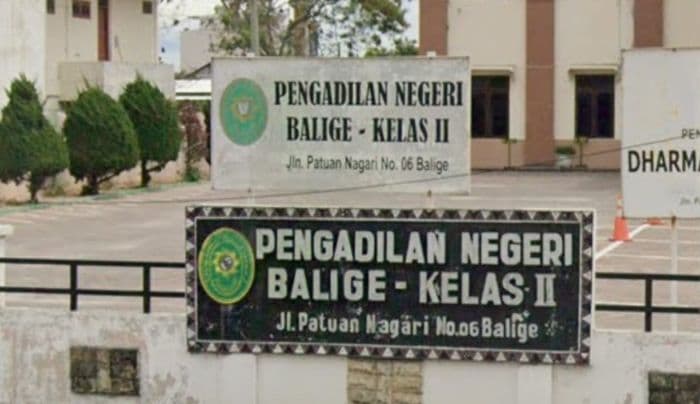 hakim_tolak_praperadilan_mantan_kadis_sosial_pmd_samosir_penetapan_tersangka_dinyatakan_sah