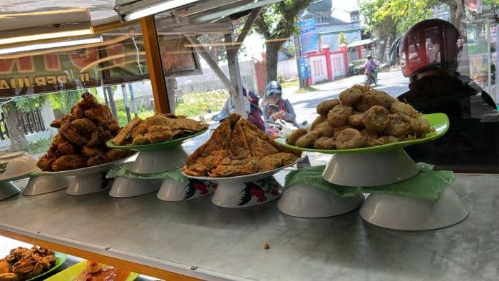 harga_ayam_tembus_rp40_ribu_pengusaha_rumah_makan_di_medan_terjepit_biaya_produksi