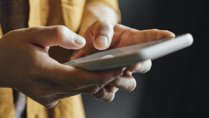 nomor_ponsel_rentan_bocor_lewat_aplikasi_dan_layanan_online_ini_risikonya