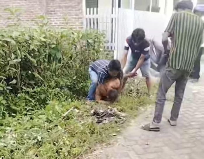 warga_amuk_pencuri_sepeda_motor_di_sei_mencirim