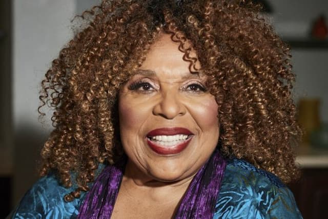 roberta_flack_meninggal_dunia_di_usia_88_tahun