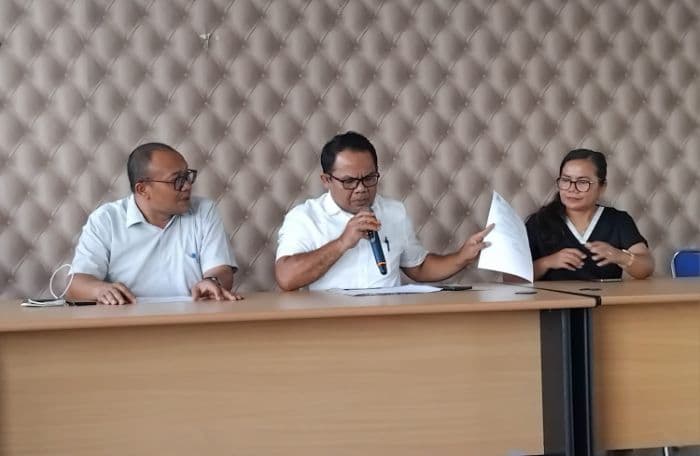 oknum_dosen_uhn_diberhentikan_usai_dugaan_pelecehan_saat_bimbingan_skripsi
