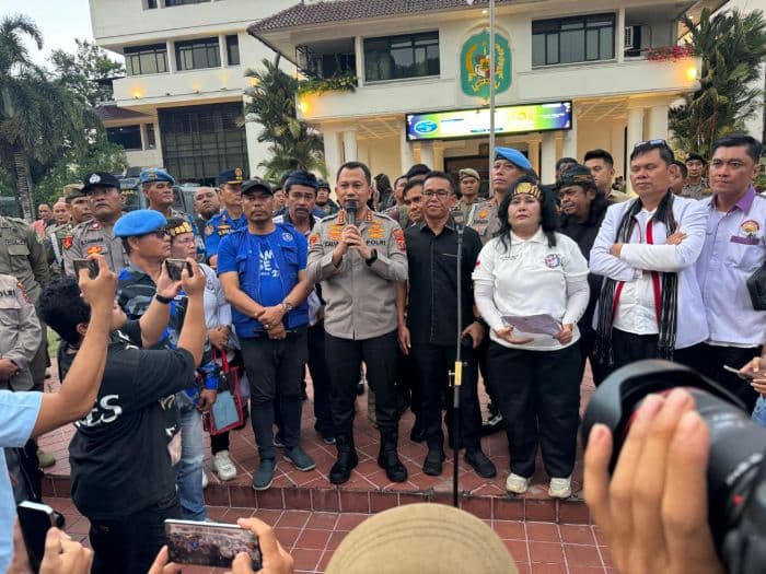 pemko_medan_sempurnakan_edaran_pedagang_daging_babi_diizinkan_jualan