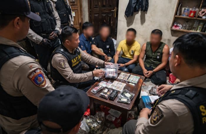 polisi_gerebek_pesta_sabu_di_kisaran_saat_ramadan_salah_satunya_oknum_pns