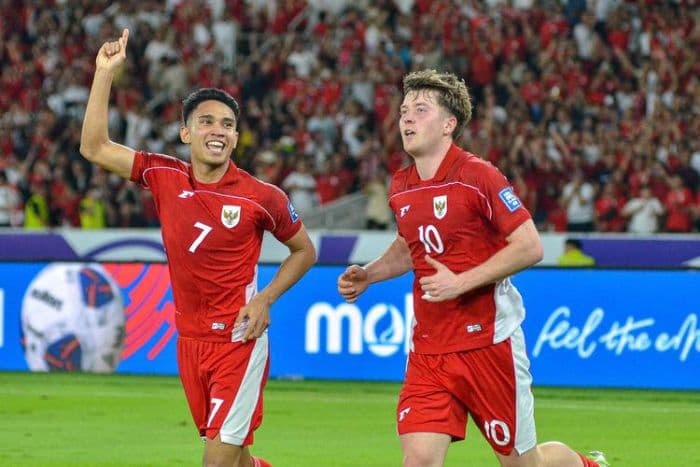 persembahan_gol_untuk_nenek_dan_indonesia_ini_makna_selebrasi_ole_romeny