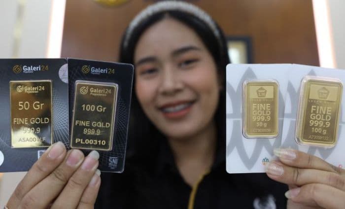 harga_emas_antam_stagnan_buyback_turun_signifikan_investor_diminta_waspada