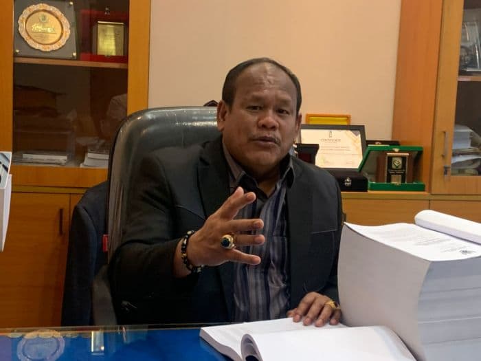 viktor_silaen_dorong_percepatan_pembangunan_stadion_teladan_untuk_aff_u19
