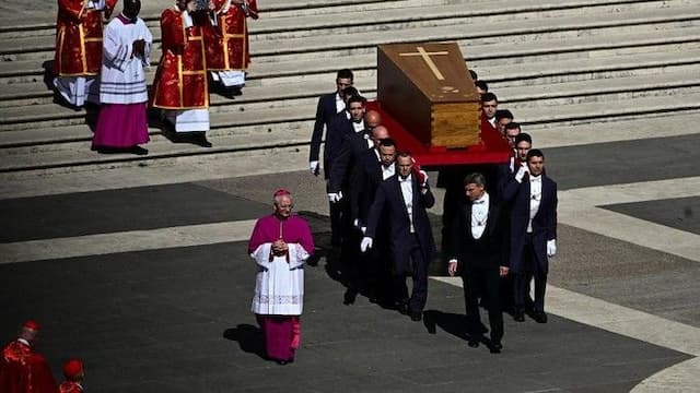 prosesi_pemakaman_paus_fransiskus_masuk_tahap_akhir_dimakamkan_di_basilika_santa_maria_maggiore