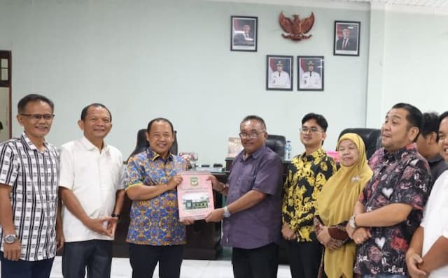 dprd_pematangsiantar_keluarkan_87_rekomendasi_lkpj_2025_opd_diminta_tingkatkan_kinerja