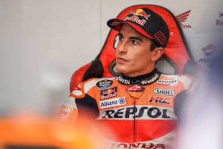 kontroversi_sprint_race_motogp_spanyol_mrquez_menang_tanpa_penalti