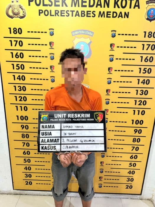 modus_purapura_menolong_pria_ini_larikan_sepeda_motor_orang_yang_kecelakaan