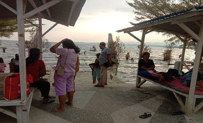 libur_tahun_baru_islam_jalinsum_mulai_padat_tapi_obyek_wisata_toba_masih_sepi