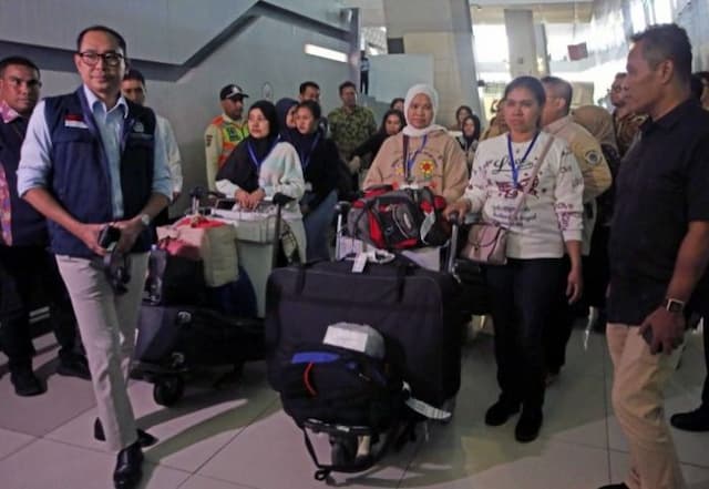 sudah_59_wni_dan_1_wna_dievakuasi_dari_iran_tiba_di_jakarta