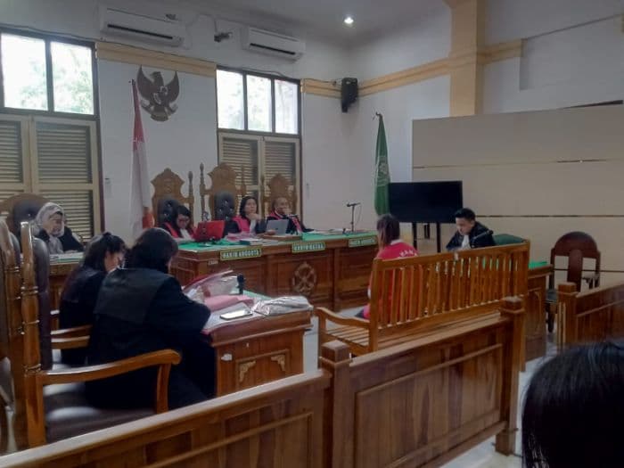 terdakwa_kasus_janin_meninggal_keberatan_dituntut_14_tahun_penjara