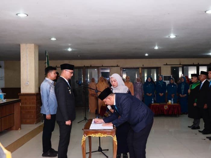 43_pejabat_di_labusel_dilantik_bupati_jabatan_bukan_hadiah_kinerja_harus_terbukti
