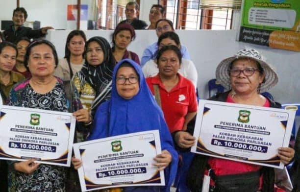 bantuan_korban_kebakaran_pasar_dwikora_mulai_dicairkan_tahap_kedua_menunggu_verifikasi