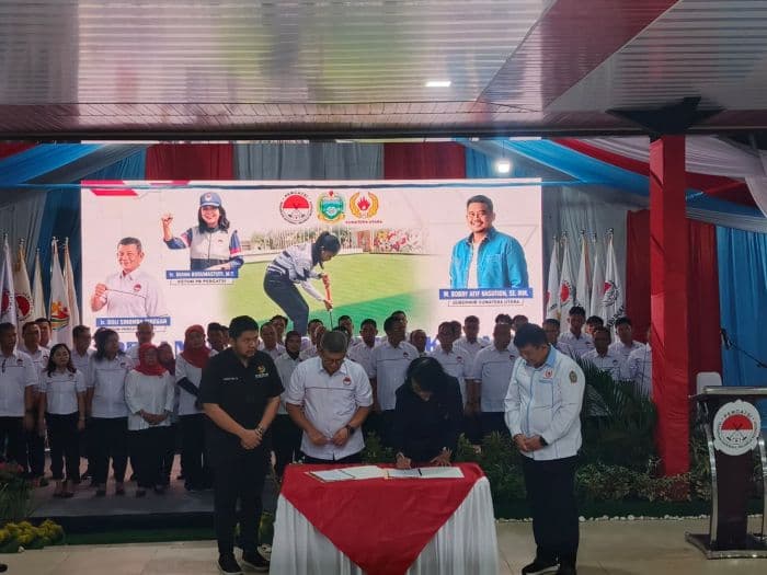 hadiri_pelantikan_pergatsi_sumut_bobby_nasution_targetkan_perolehan_medali_pon_2028_meningkat