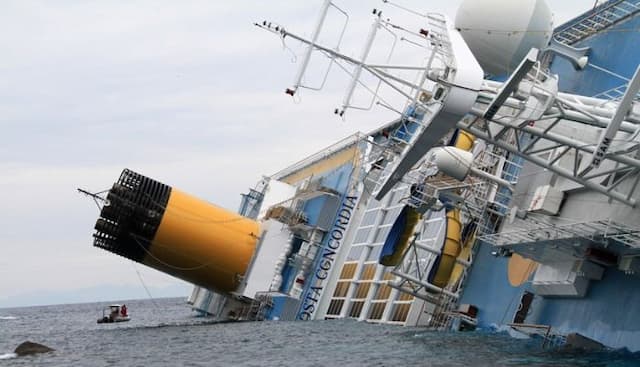 kapal_kargo_vietnam_tenggelam_di_laut_china_selatan_23_awak_masih_hilang