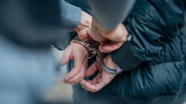 polisi_tangkap_tiga_terduga_pelaku_penganiayaan_dalam_bentrokan_menteng