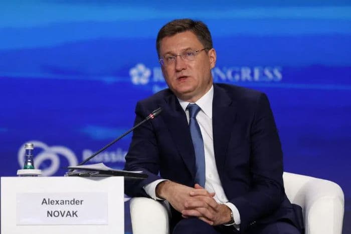 rusia_perpanjang_waktu_larangan_ekspor_bensin