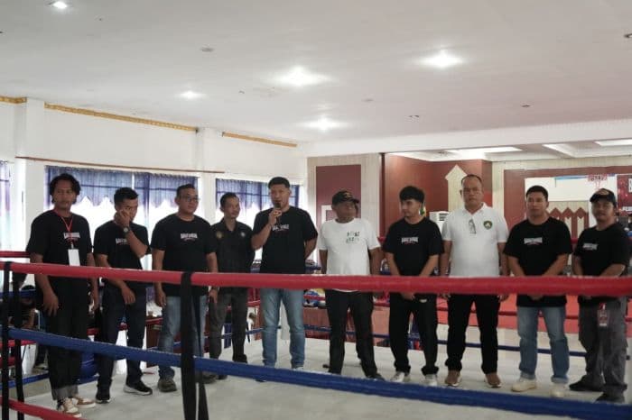 sekda_labusel_dukung_lahirnya_atlet_berprestasi_melalui_baku_tumbuk_volume_ii