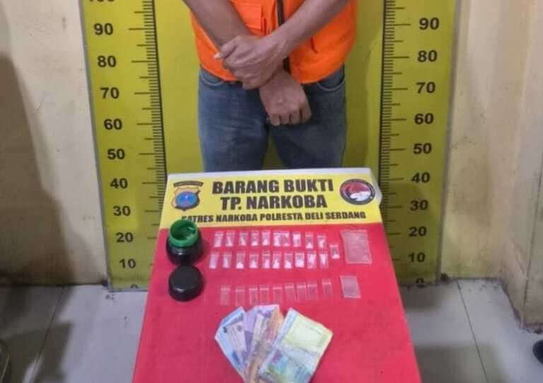 pengedar_sabu_di_lubuk_pakam_ditangkap_simpan_21_paket_dalam_kotak_rokok