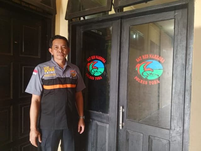 toba_kondusif_jelang_aksi_27_agustus_polisi_tetap_siagakan_pengamanan_bank_mandiri
