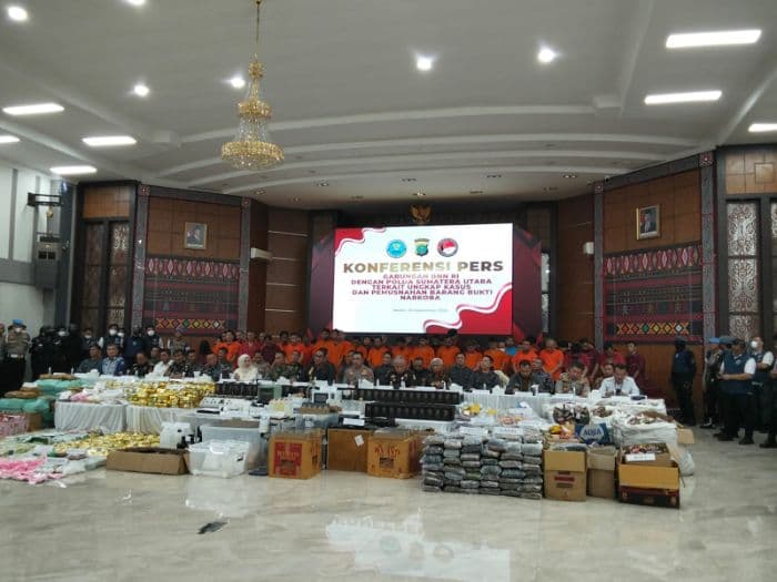 bnnpolisi_ungkap_4749_kasus_narkoba_di_sumut_dan_aceh_sita_17_ton_narkotika