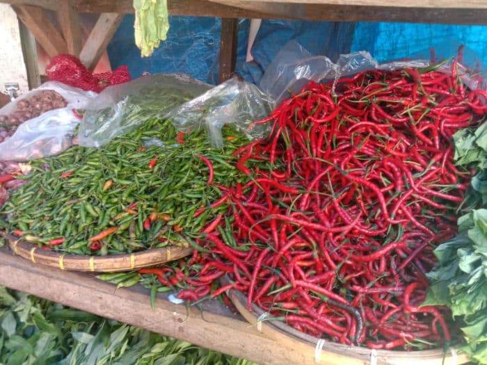 harga_cabai_merah_keriting_di_pasar_porsea_toba_tembus_rp100_ribu_per_kilogram