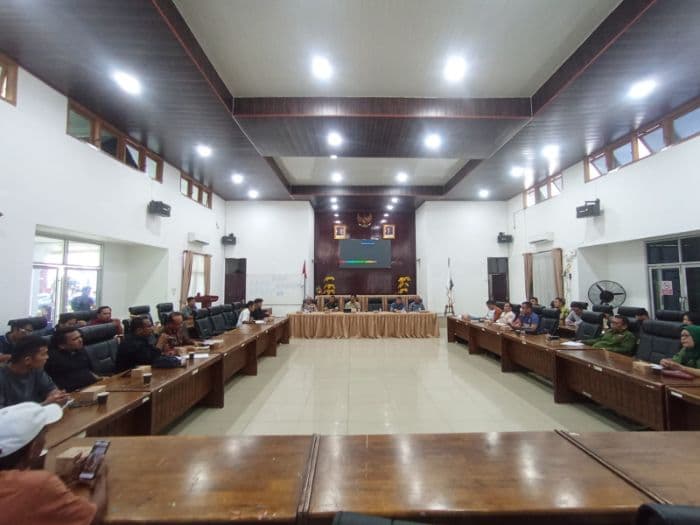 pemko_pematangsiantar_akui_teken_pakta_integritas_pembatalan_gedung_dprd_demi_kondusifitas_kota