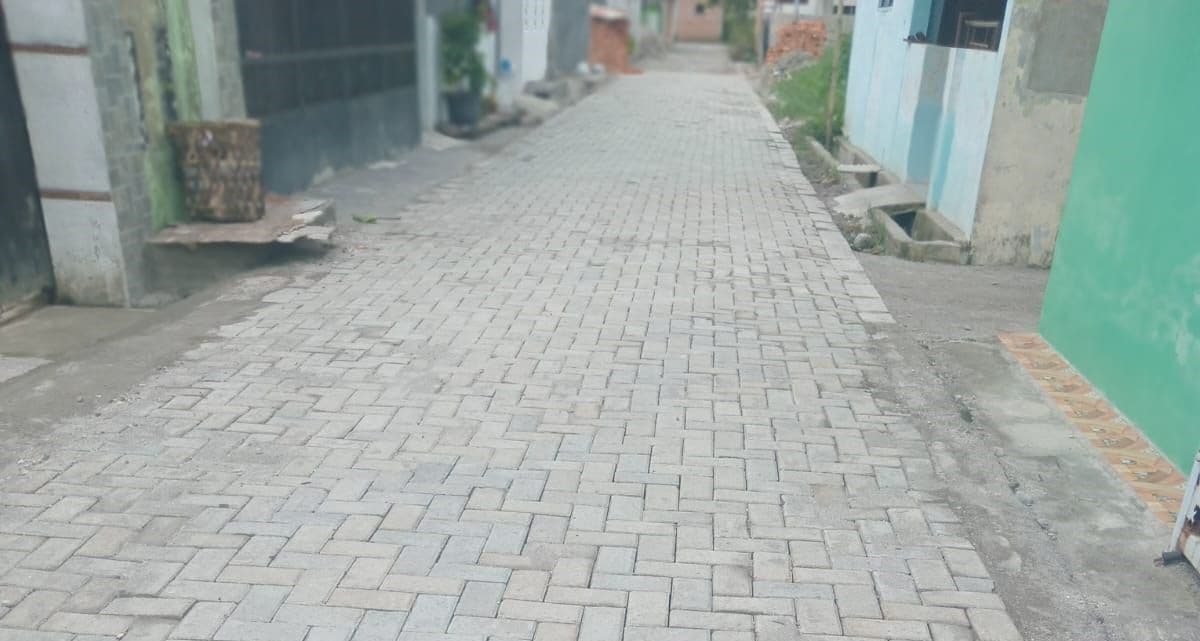 warga_paya_pasir_pertanyakan_transparansi_proyek_paving_block_di_lorong_teratai