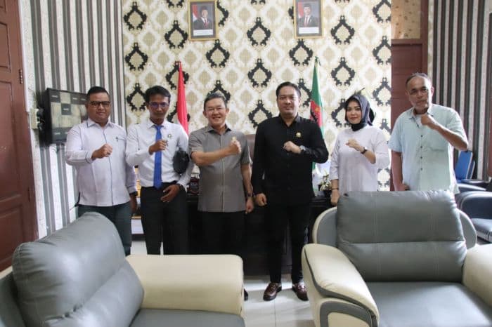 menuju_pemberlakuan_kuhp_baru_dprd_tanjungbalai_apresiasi_gerakan_santi_aji_peradi_astara