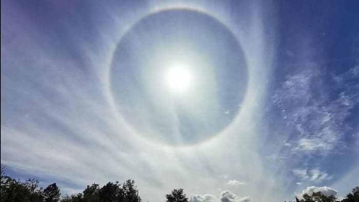 astronaut_iss_abadikan_fenomena_langka_lunar_halo_di_atas_samudra_hindia