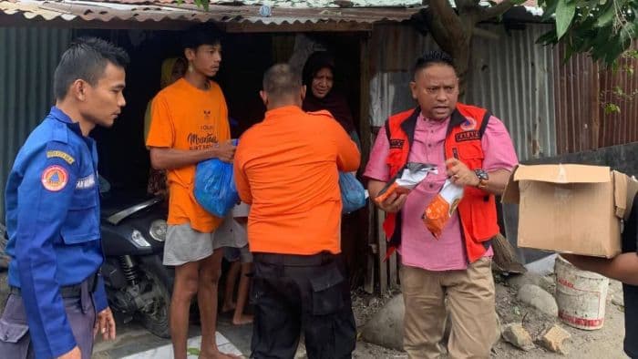 pemko_binjai_mulai_salurkan_banpres_untuk_korban_banjir_di_jalan_tuanku_imam_bonjol