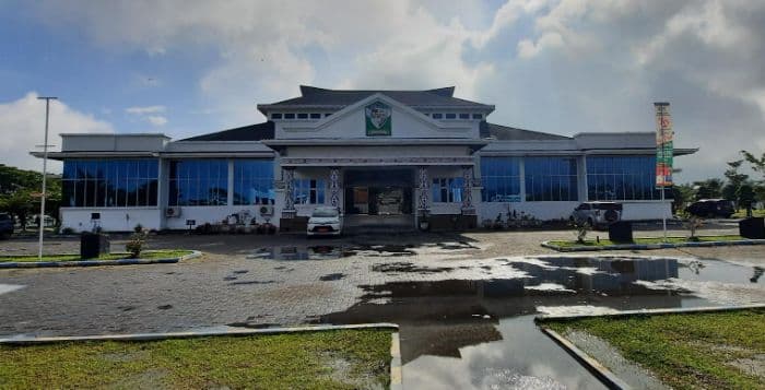 umk_simalungun_naik_85_persen_umsk_2026_jadi_rp345_juta