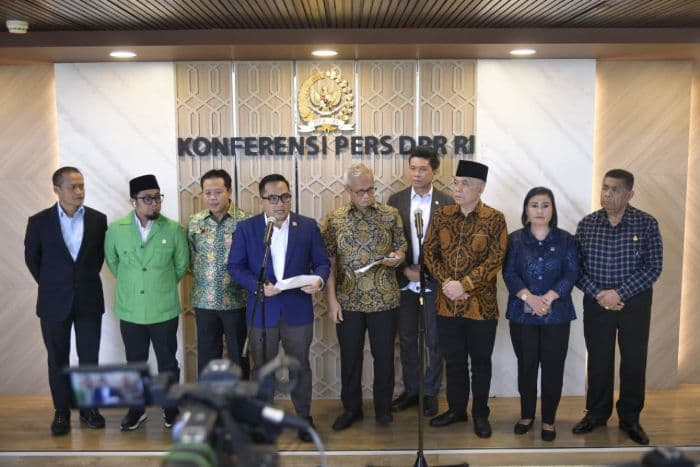 dpr_tetapkan_9_komisioner_ombudsman_20262031_termasuk_mantan_pejabat_asal_medan