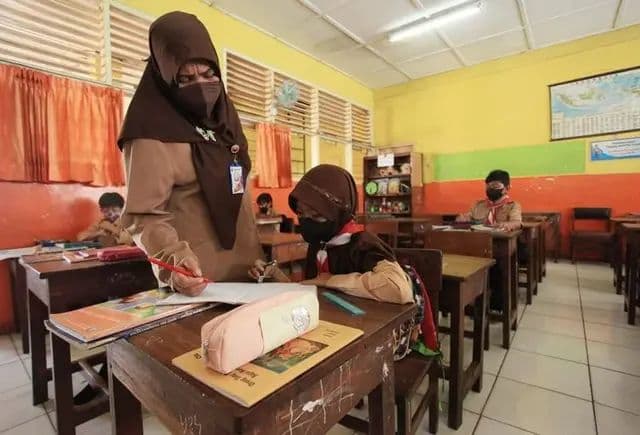 kemendikdasmen_alokasikan_rp14_triliun_untuk_kesejahteraan_guru_nonasn_pada_2026