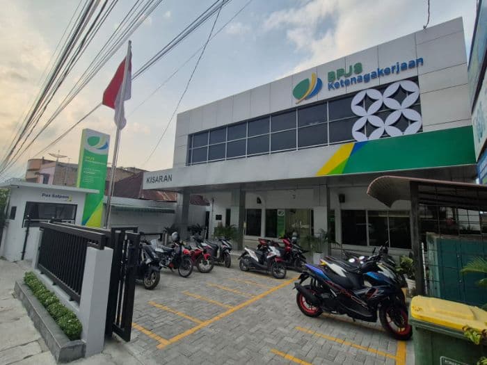 waspadai_calo_bpjs_ketenagakerjaan_kisaran_tegaskan_klaim_jht_gratis_dan_bisa_pakai_ponsel
