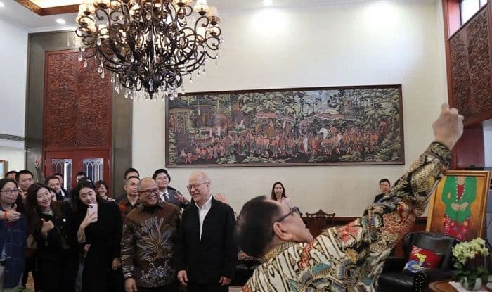 duta_besar_ri_sebut_media_massa_di_china_tertarik_soal_danantara