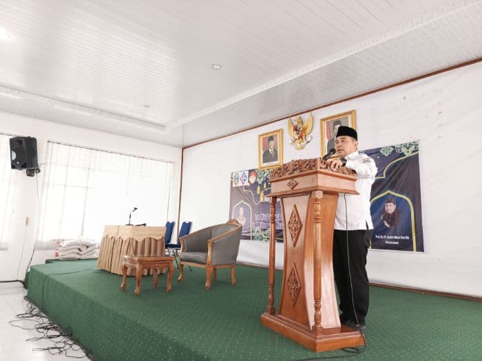 rsj_prof_ildrem_bagikan_sembako_pada_anak_tahfiz_quran