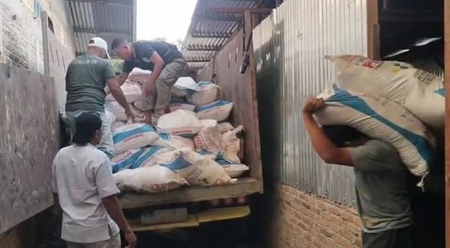 banjir_aceh_ganggu_pasokan_petani_sergai_terpaksa_bersabar_tunggu_pupuk_subsidi