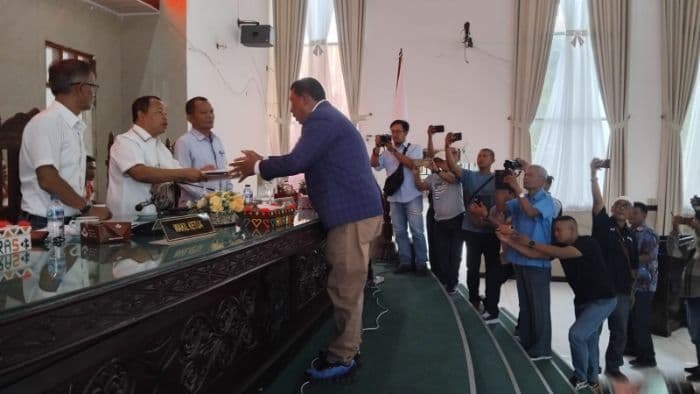 dprd_siantar_dorong_penyelidikan_nasional_dugaan_mark_up_eks_rumah_singgah_covid19