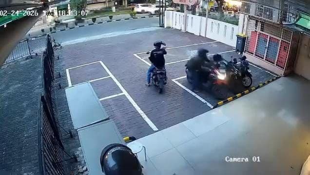lagi_berbuka_puasa_sepeda_motor_karyawati_dibawa_kabur_maling_di_medan