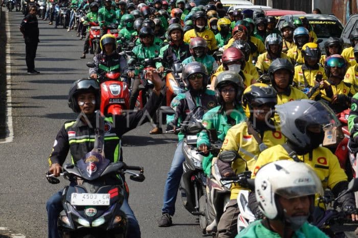 ojol_tuntut_bhr_setara_ump_jakarta