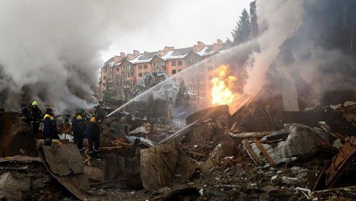 rusia_lepaskan_420_drone_dan_39_rudal_ke_ukraina_puluhan_orang_terluka