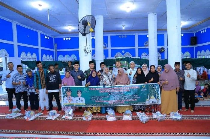 safari_ramadhan_pemkab_labura_salurkan_tali_asih_untuk_119_bilal_mayit_dan_guru_mengaji