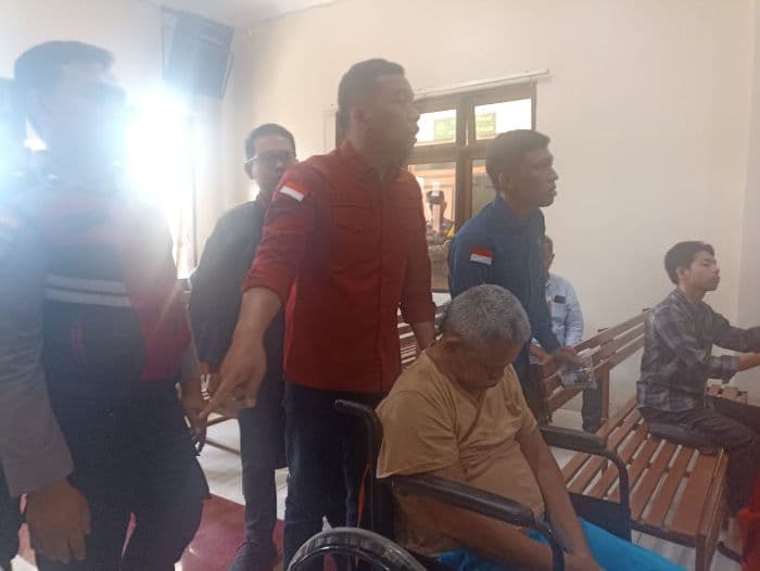 dua_pembunuh_wartawan_dan_keluarga_di_karo_divonis_seumur_hidup