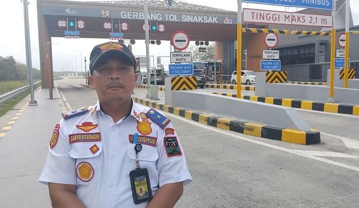 h4_arus_mudik_lebaran_lalin_di_ruas_tol_sinaksak_terpantau_sepi